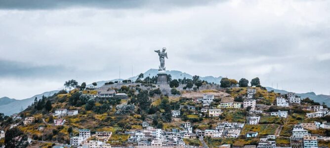 Quito Old City - Mitad del Mundo -Teleférico